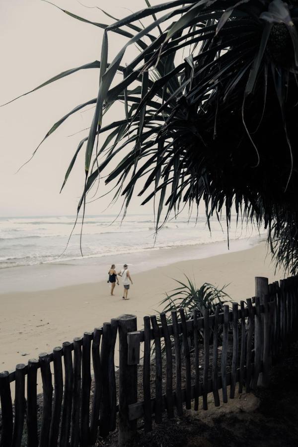 New- Gitano Surf Beachfront Ahangama Hotel ภายนอก รูปภาพ
